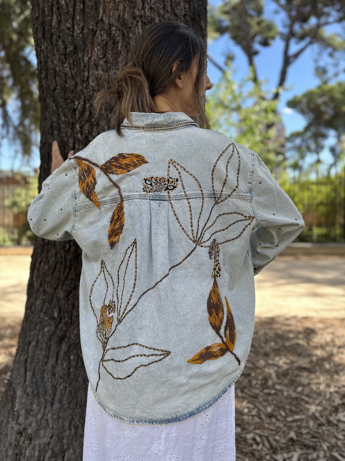 Tiger strass jacket, Hand embroidered jacket | Sandra Tiger strass jacket, Hand embroidered jacket | Sandra